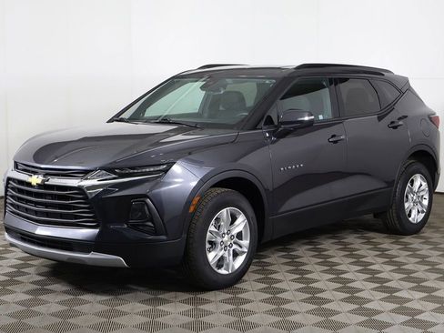 Used 2022 Chevrolet Blazer LT FWD image 9