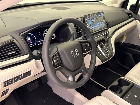 New 2026 Honda Odyssey EX-L image 23