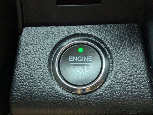 Used 2020 Ford Expedition XLT w/ Equipment Group 202A RWD image 28