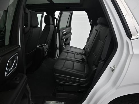 Used 2023 Chevrolet Tahoe LT w/ LT Signature Plus Package RWD image 21