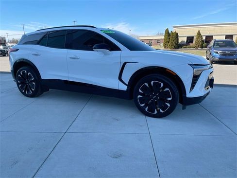 Used 2024 Chevrolet Blazer EV RS image 6