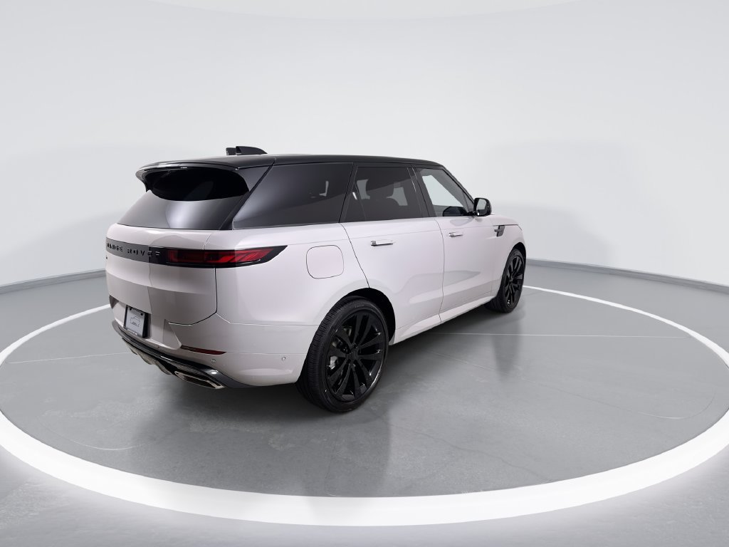 New 2027 Land Rover Range Rover Sport Dynamic SE AWD/4WD image 8