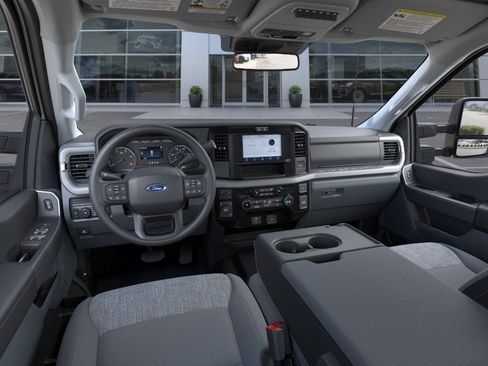 New 2026 Ford F350 XLT w/ 360-Degree Camera Package AWD/4WD image 9