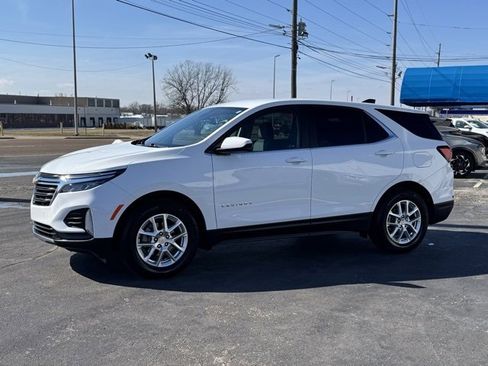 Used 2024 Chevrolet Equinox LT w/ LPO, Floor Liner Package image 3