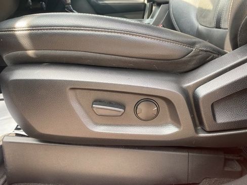 Used 2023 Ford Ranger Lariat w/ Tremor Off-Road Package image 10