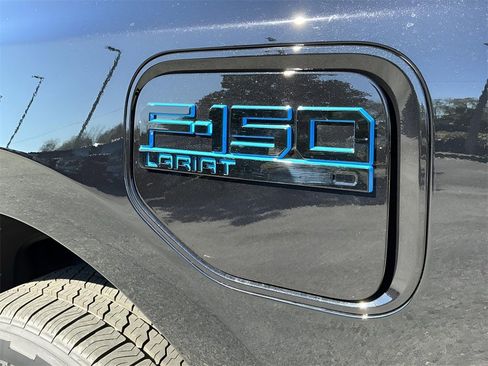 New 2025 Ford F150 Lightning Lariat image 24