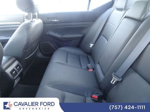 Used 2019 Nissan Altima 2.5 Platinum FWD image 8