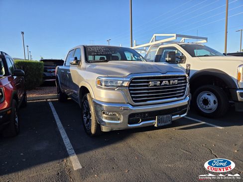 Used 2025 RAM 1500 Laramie image 1