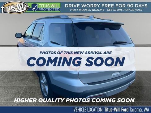 Used 2016 Ford Explorer XLT w/ Equipment Group 202A image 3