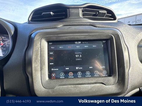 Used 2019 Jeep Renegade Altitude w/ Quick Order Package 2XM image 17