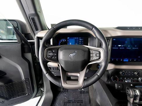 Used 2024 Ford Bronco Wildtrak AWD/4WD image 16