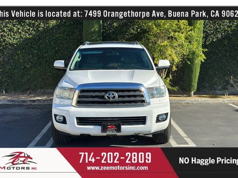 Used 2011 Toyota Sequoia SR5 RWD image 3