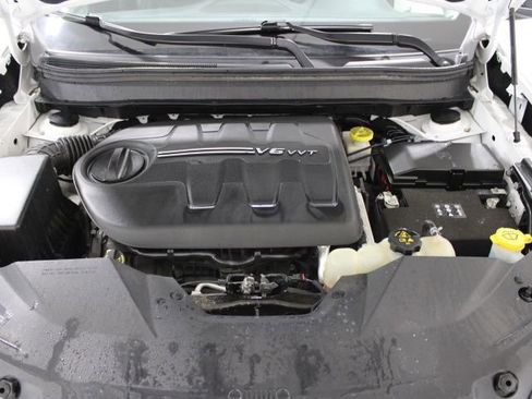 Used 2022 Jeep Cherokee Limited image 53