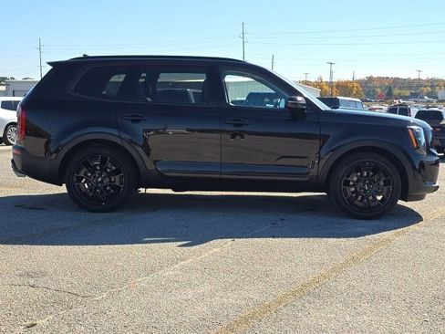 Used 2022 Kia Telluride SX w/ SX Prestige Package image 6
