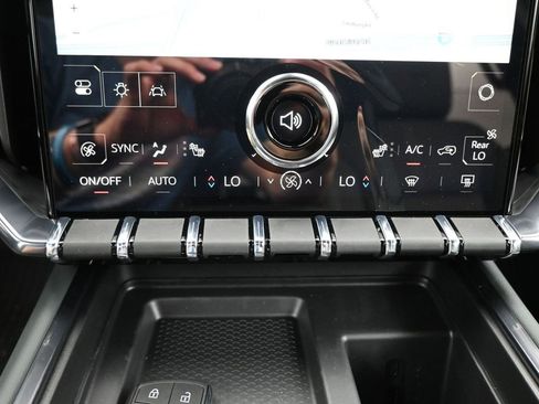 New 2025 GMC Acadia AT4 w/ LPO, Floor Liner Package image 18