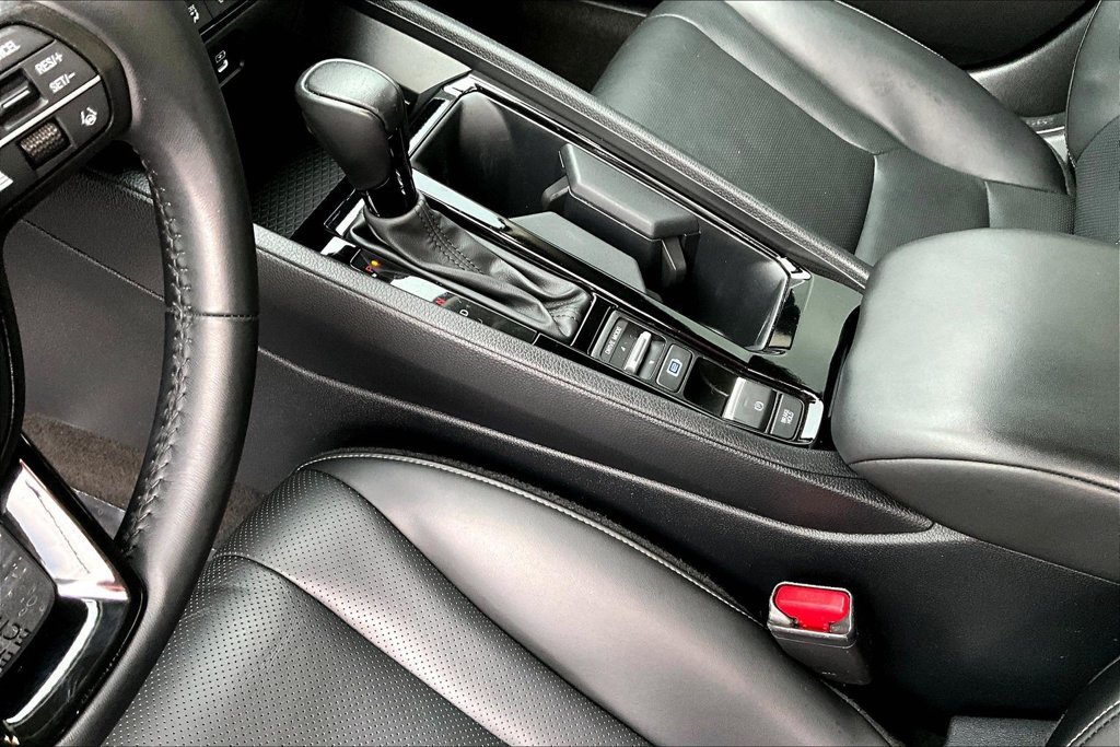 Used 2024 Honda Accord EX-L image 19