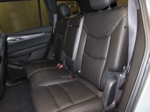 Used 2024 Cadillac XT6 Luxury FWD image 18
