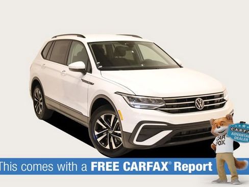 Used 2023 Volkswagen Tiguan S w/ Driver Assistance Package FWD image 2