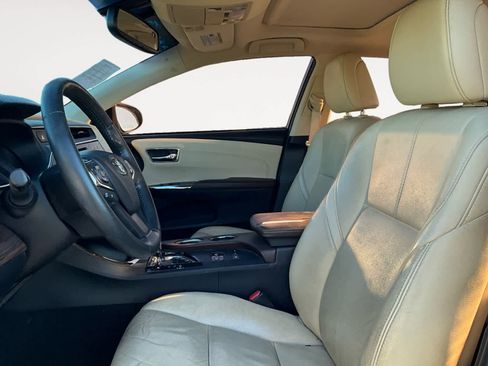 Used 2015 Toyota Avalon XLE Premium FWD image 13