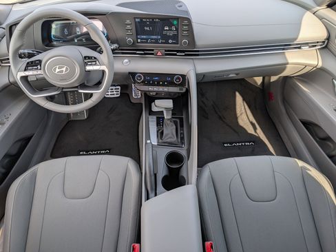 New 2026 Hyundai Elantra SEL Sport FWD image 5