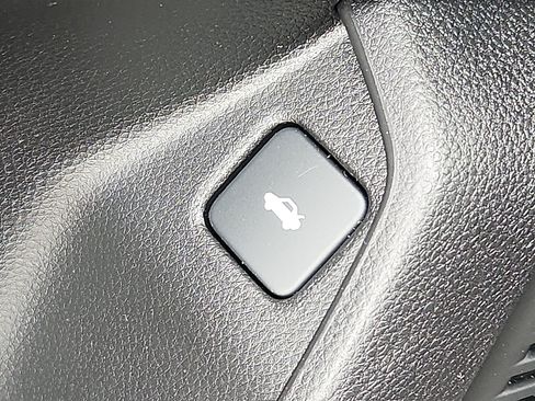 Used 2025 Acura TLX w/ Technology Package FWD image 26
