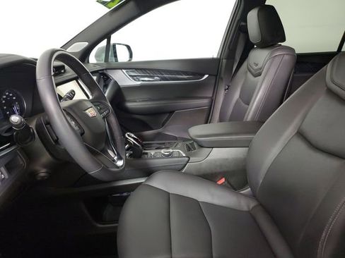 Used 2024 Cadillac XT6 Premium Luxury w/ LPO, Floor Liner Package AWD/4WD image 23