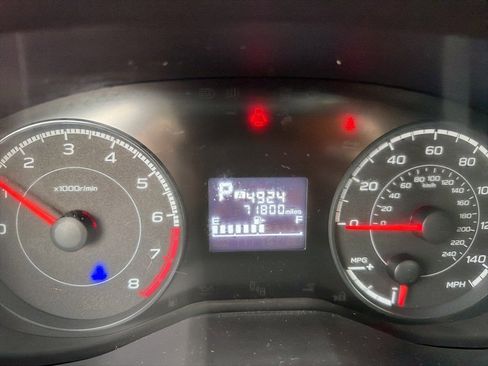 Used 2018 Subaru Impreza 2.0i Premium image 9