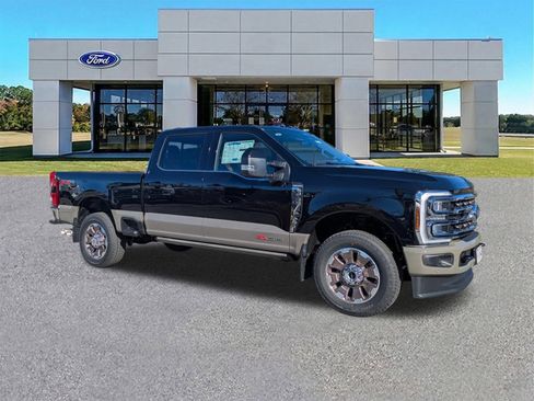 New 2026 Ford F350 King Ranch w/ FX4 Off-Road Package AWD/4WD image 3