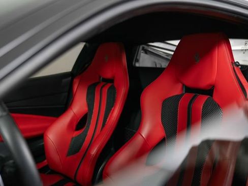 Used 2020 Ferrari F8 Tributo RWD image 17