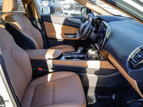 Used 2025 Lexus NX 250 FWD w/ Premium Package image 21