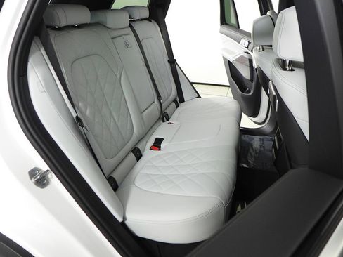 Used 2026 BMW X5 sDrive40i RWD image 20