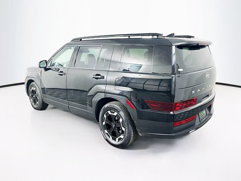 Used 2025 Hyundai Santa Fe SEL FWD image 5