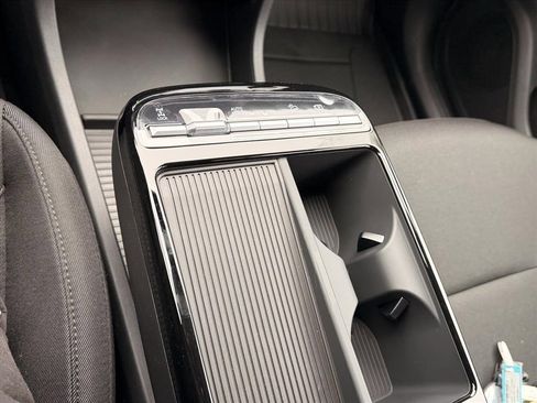 New 2026 Hyundai Tucson Blue SE image 22