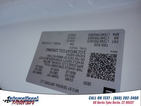 Used 2020 Chevrolet Express 2500 w/ Driver Convenience Package RWD image 8
