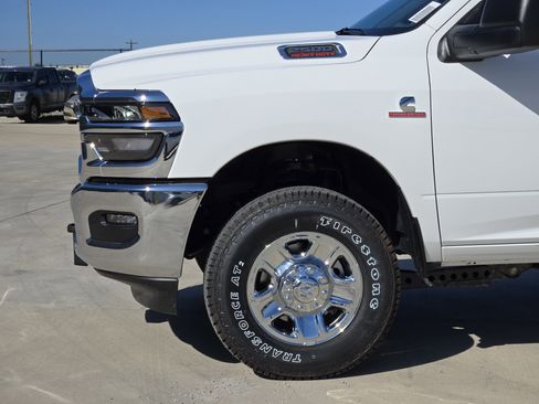 New 2025 RAM 2500 Tradesman w/ Chrome Appearance Group image 5