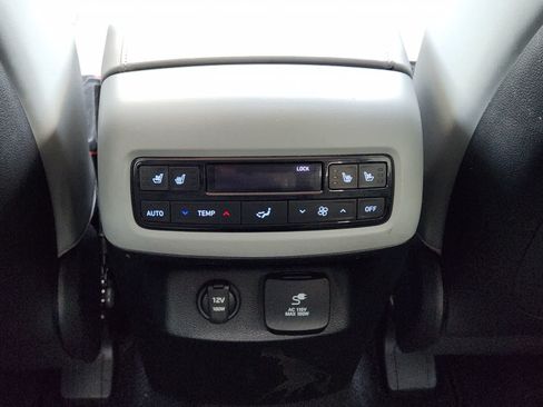 Used 2024 Hyundai Palisade SEL w/ Premium Package FWD image 29