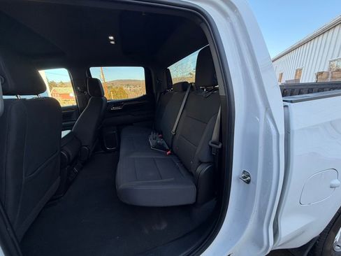 Used 2025 Chevrolet Silverado 1500 LT image 10