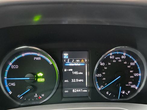 Used 2018 Toyota RAV4 XLE w/ Carpet Mat Package image 27