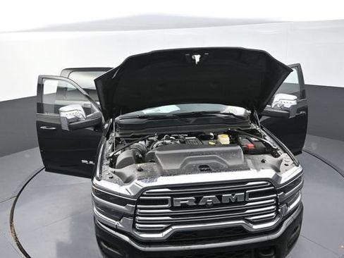 New 2026 RAM 2500 Laramie AWD/4WD image 31