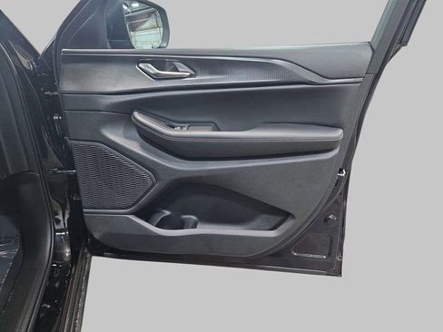 New 2026 Jeep Grand Cherokee Laredo X image 11