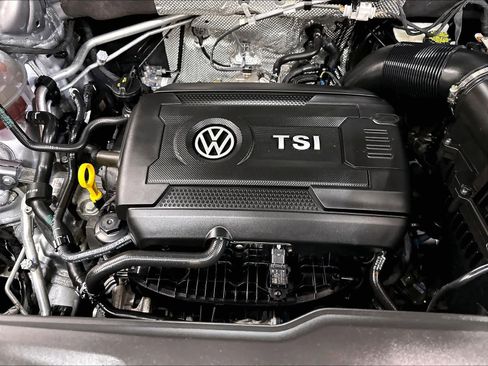 Used 2023 Volkswagen Atlas Cross Sport SE AWD/4WD image 33
