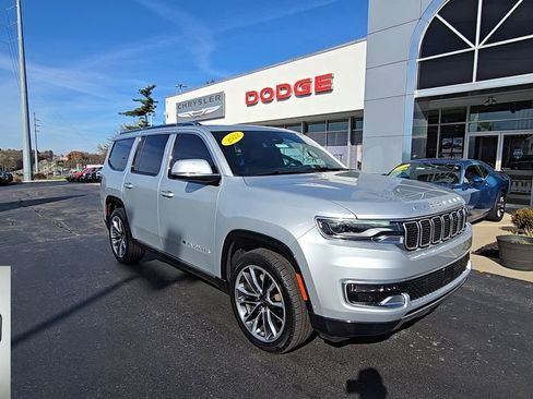 Used 2022 Jeep Wagoneer Series III w/ Premium Group I image 1