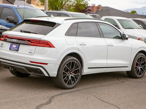 Used 2020 Audi Q8 Premium Plus w/ Premium Plus Package AWD/4WD image 6