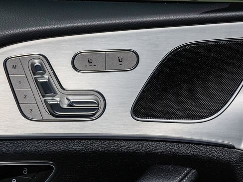 Certified 2025 Mercedes-Benz GLE 450e GLE 450e image 22