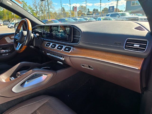 Used 2021 Mercedes-Benz GLS 450 4MATIC image 20