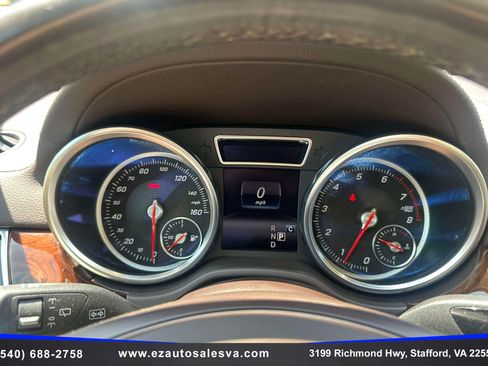 Used 2018 Mercedes-Benz GLS 450 4MATIC w/ Premium Package image 24