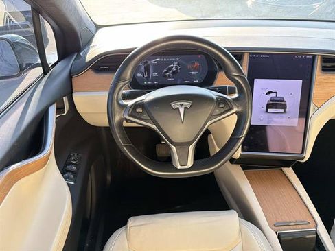 Used 2021 Tesla Model X Long Range AWD/4WD image 11