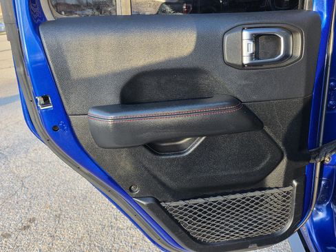 Used 2018 Jeep Wrangler Unlimited Rubicon image 37