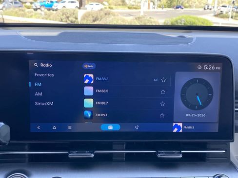 Used 2024 Hyundai Kona SE image 16