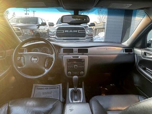 Used 2008 Chevrolet Impala SS w/ Convenience Package image 29